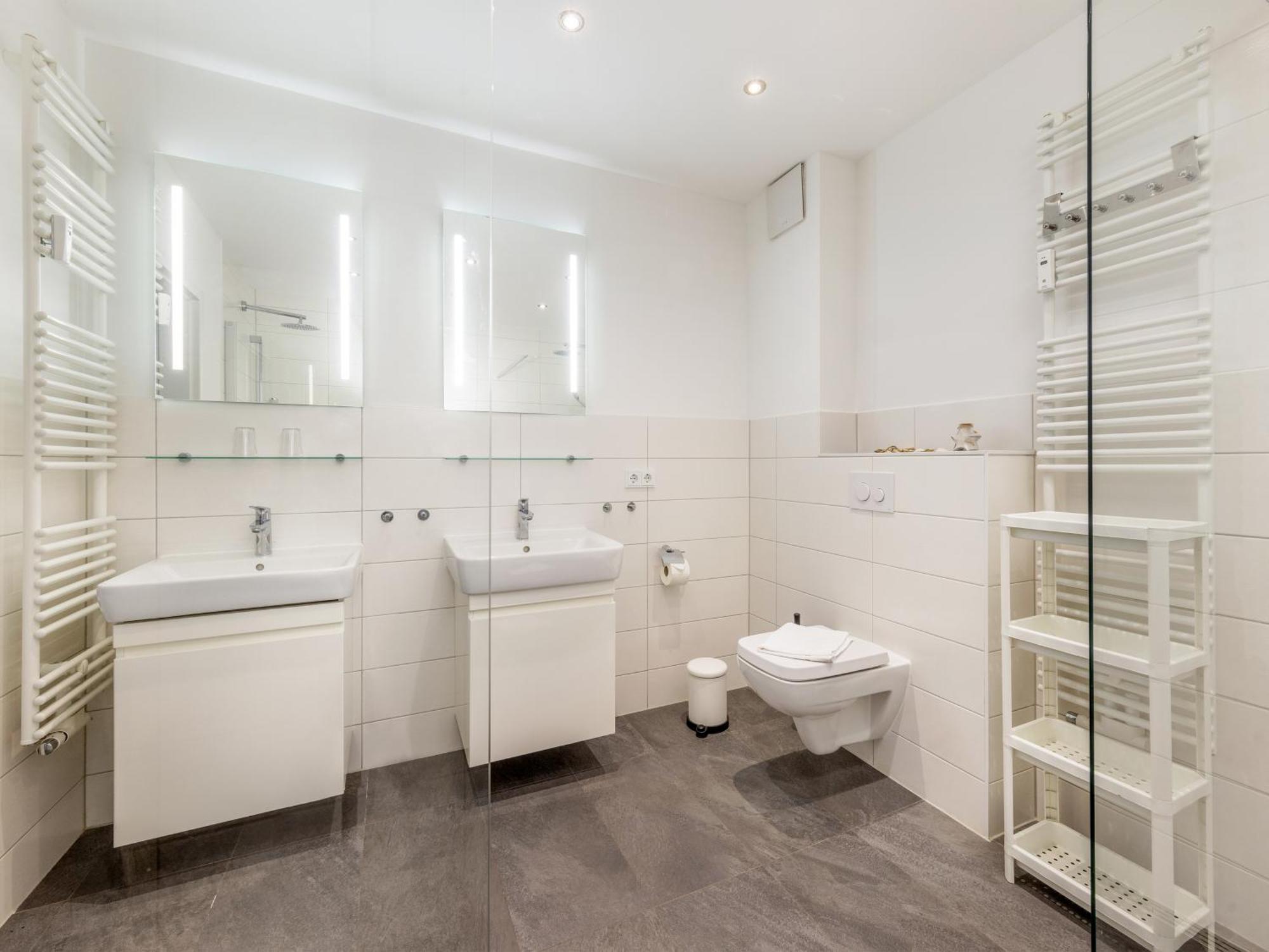 Ferienwohnung Strandlaeufer In Der Residenz Clara Sophia บินซ์ ภายนอก รูปภาพ
